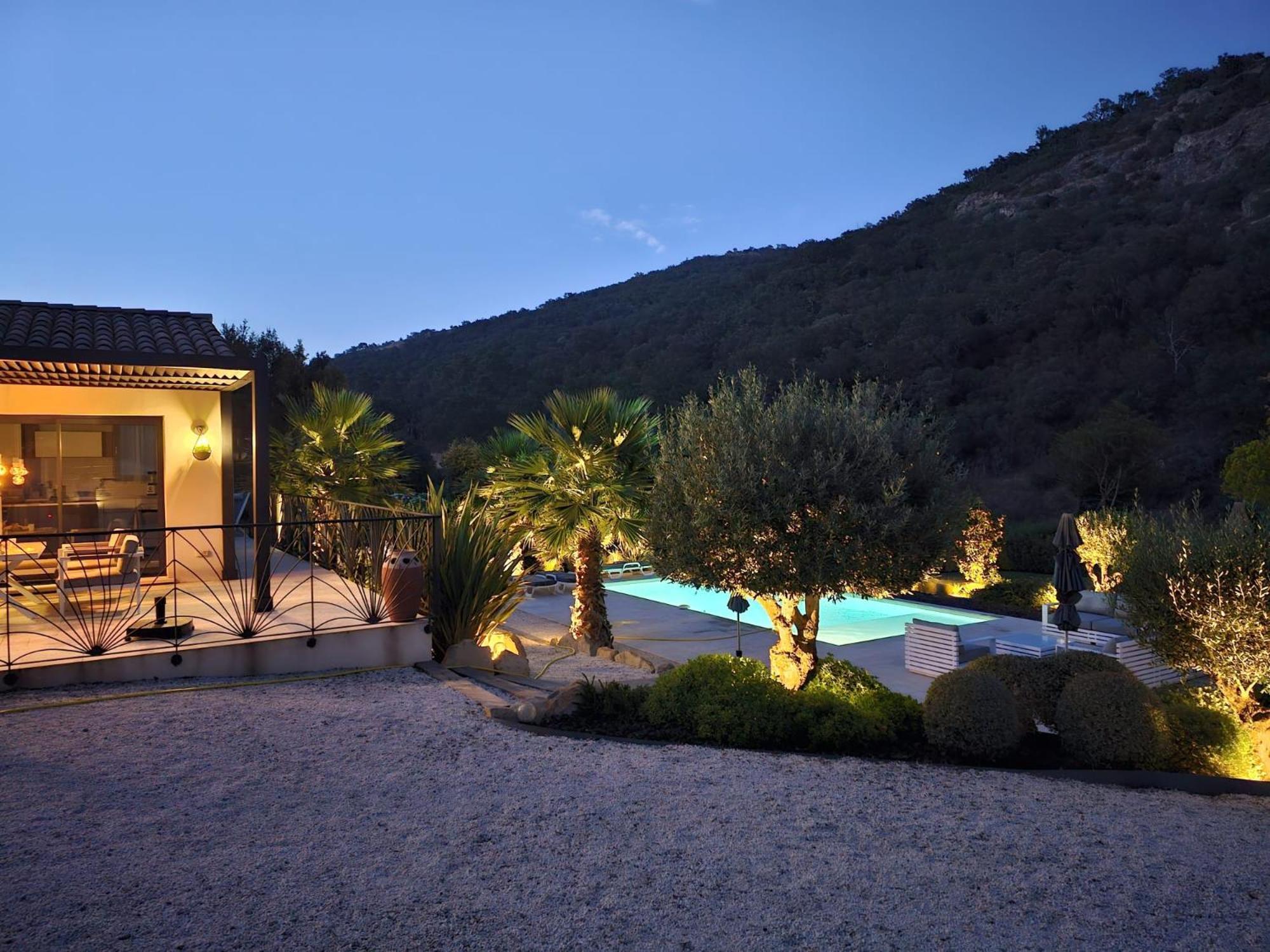 Villa Les Trois J Grimaud Exterior photo